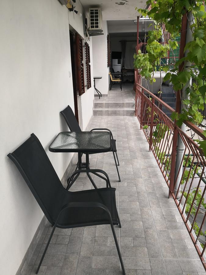 Zemunella Guest House Herceg Novi Eksteriør bilde