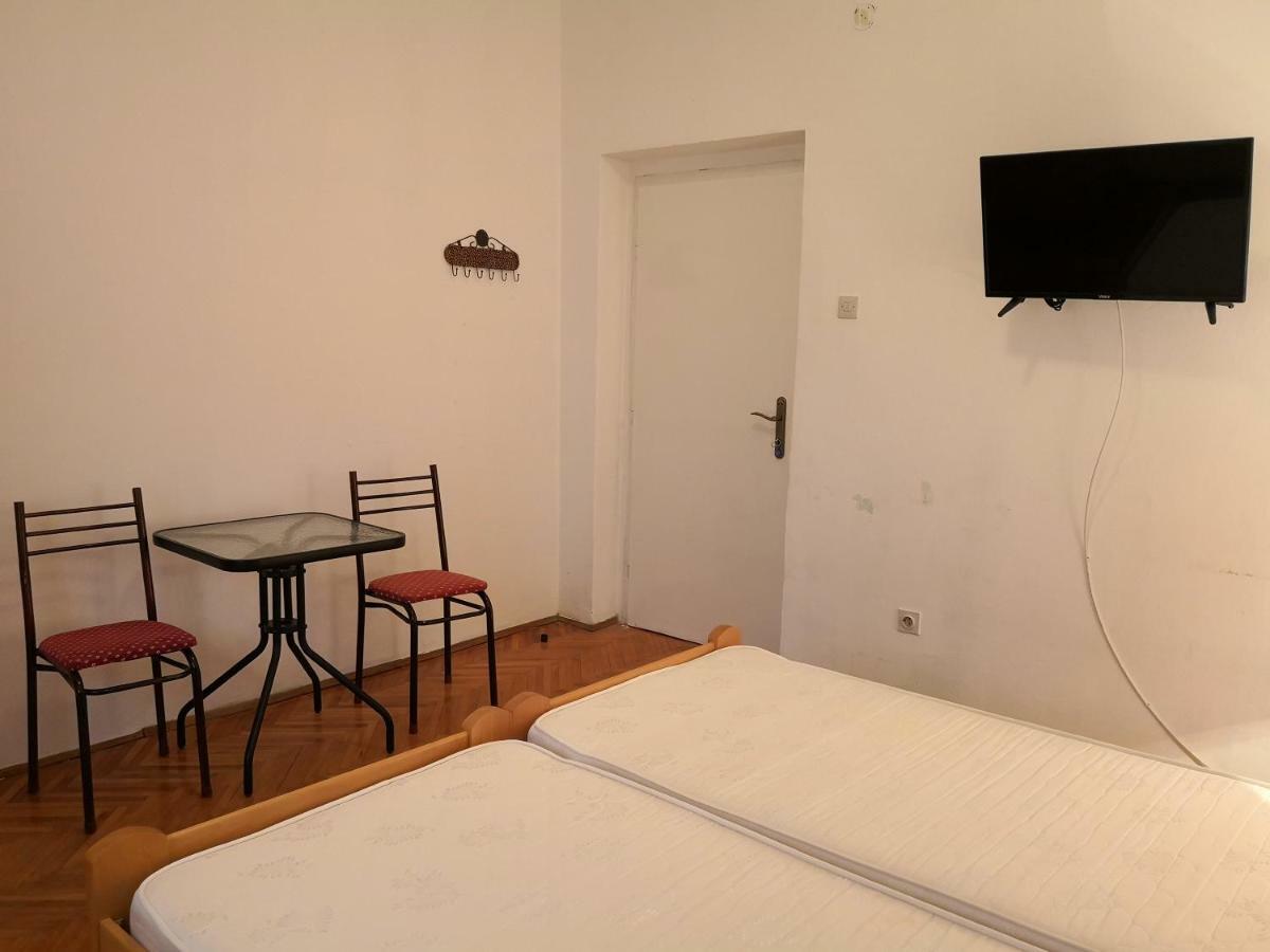 Zemunella Guest House Herceg Novi Eksteriør bilde