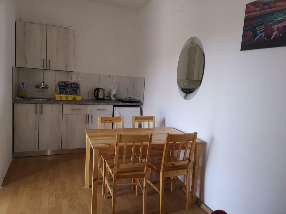 Zemunella Guest House Herceg Novi Eksteriør bilde